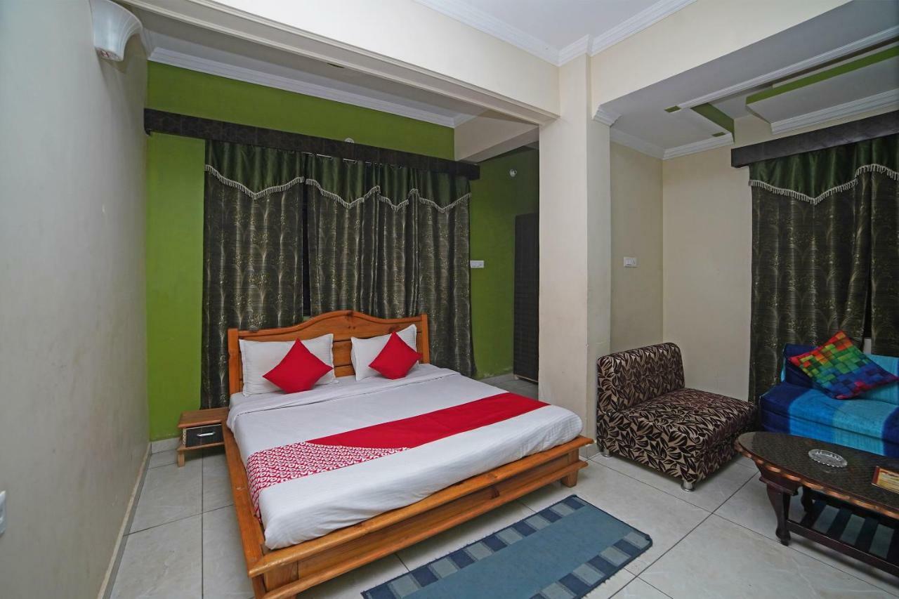 Oyo 37525 Hotel Mall Palace Pithoragarh ภายนอก รูปภาพ