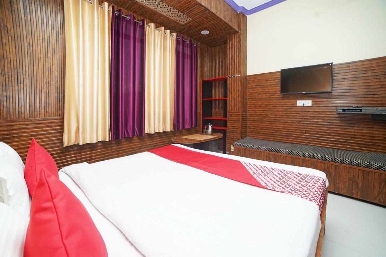 Oyo 37525 Hotel Mall Palace Pithoragarh ภายนอก รูปภาพ