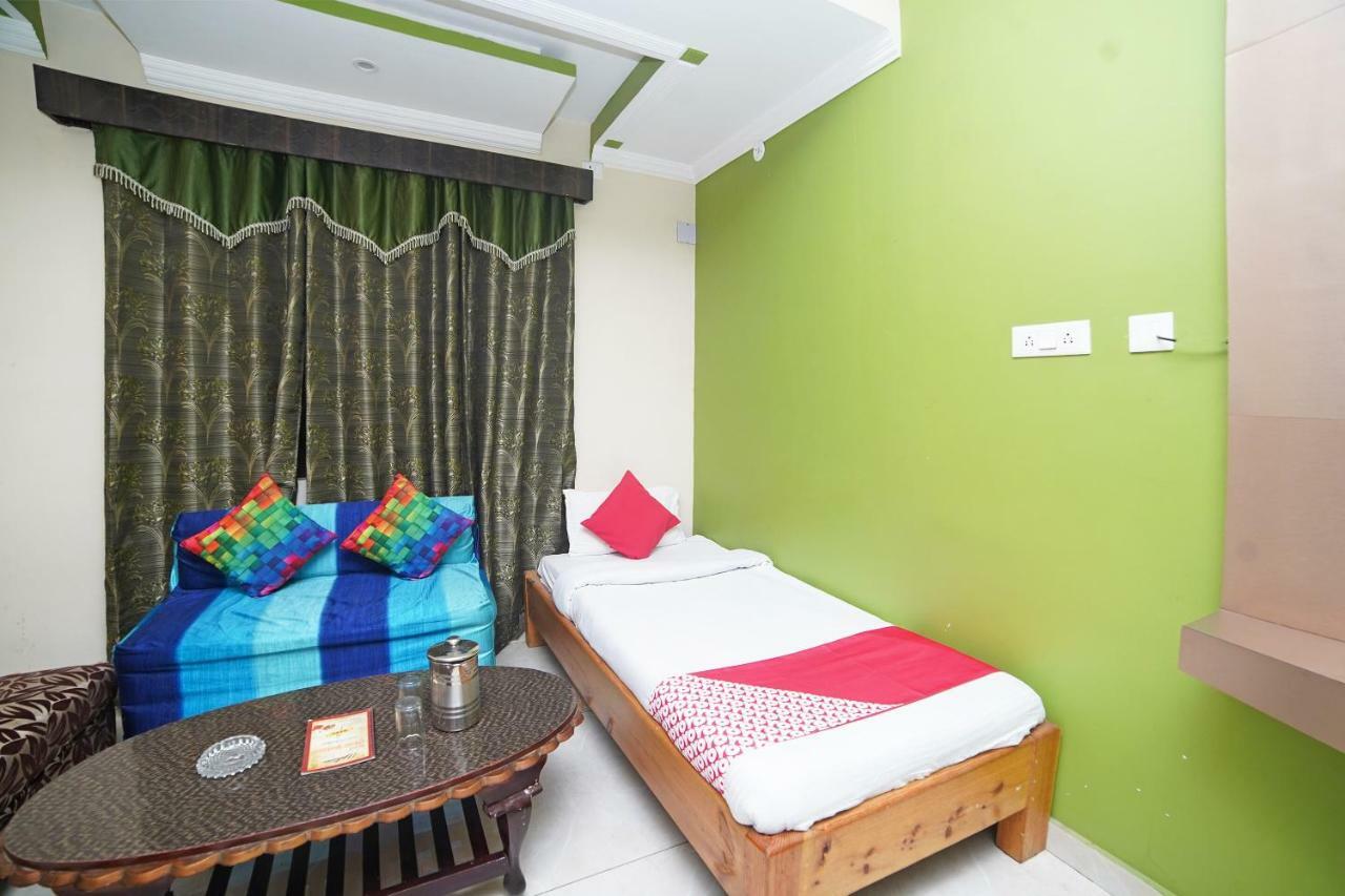 Oyo 37525 Hotel Mall Palace Pithoragarh ภายนอก รูปภาพ